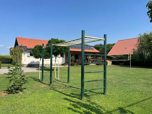 Reinpold Casa de Férias Buzsák