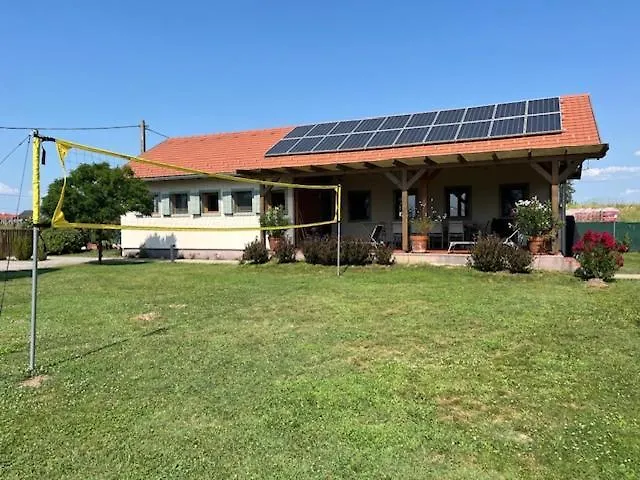 Casa de Férias Reinpold Buzsák